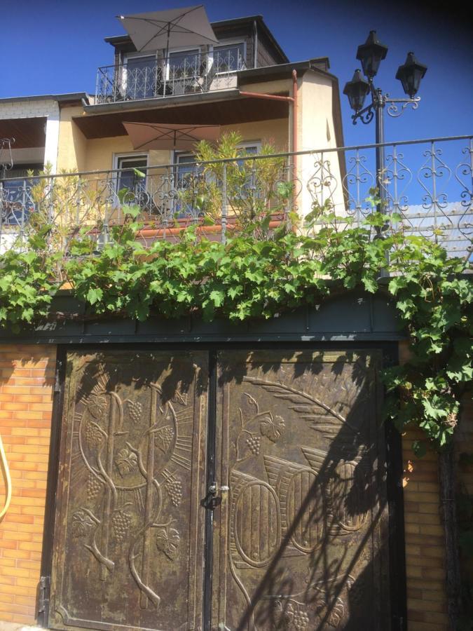 Ferienwohnung Mendgen Mit Panoramablick Bernkastel-Kues Bagian luar foto